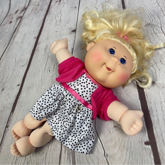 CABBAGE PATCH WCT-07K 2015 Kid Girl Blonde Blue Eyes Doll - Picture 4 of 8